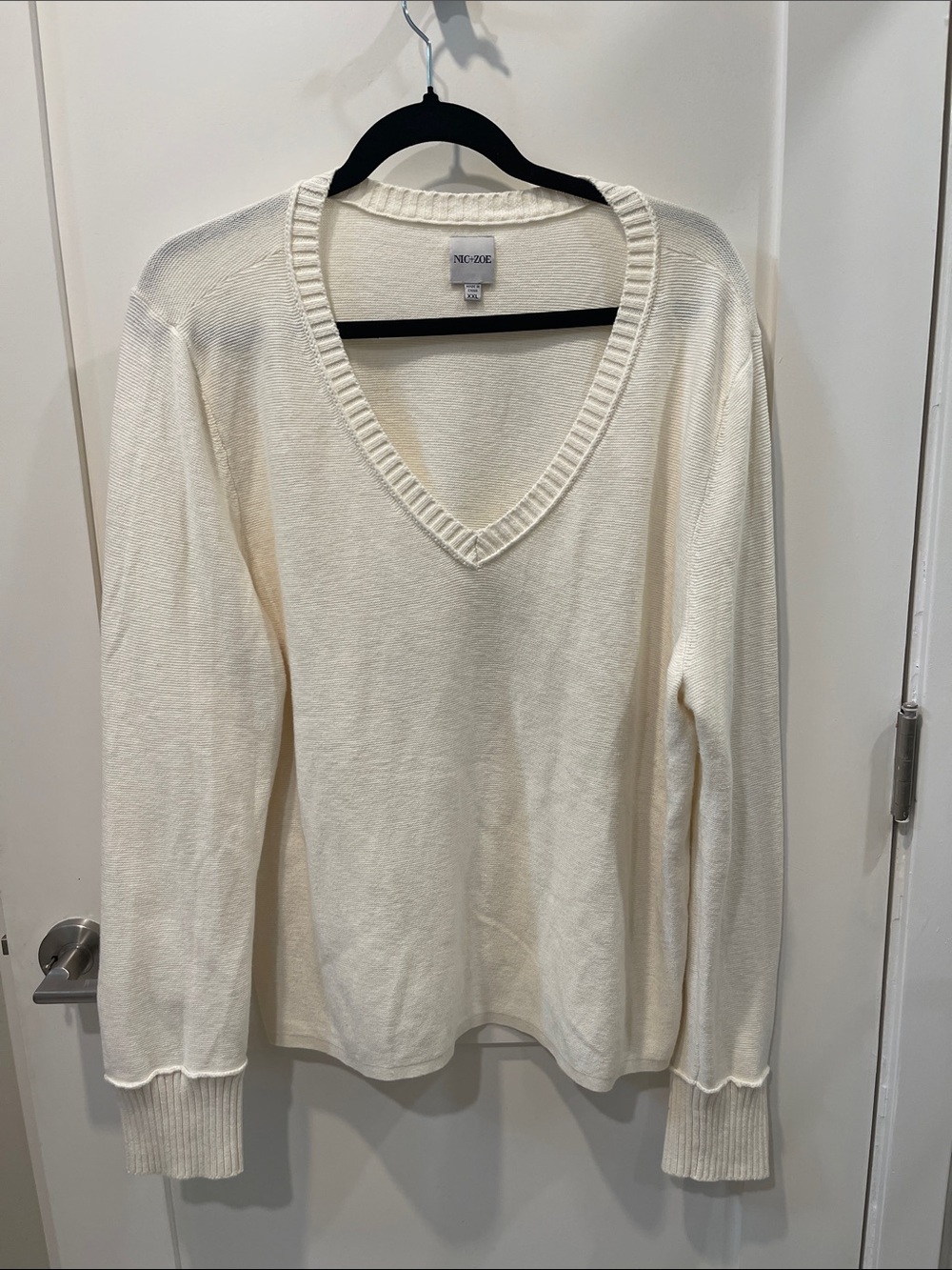 NIC+ZOE Ivory V-Neck Sweater - Women's sz XXL